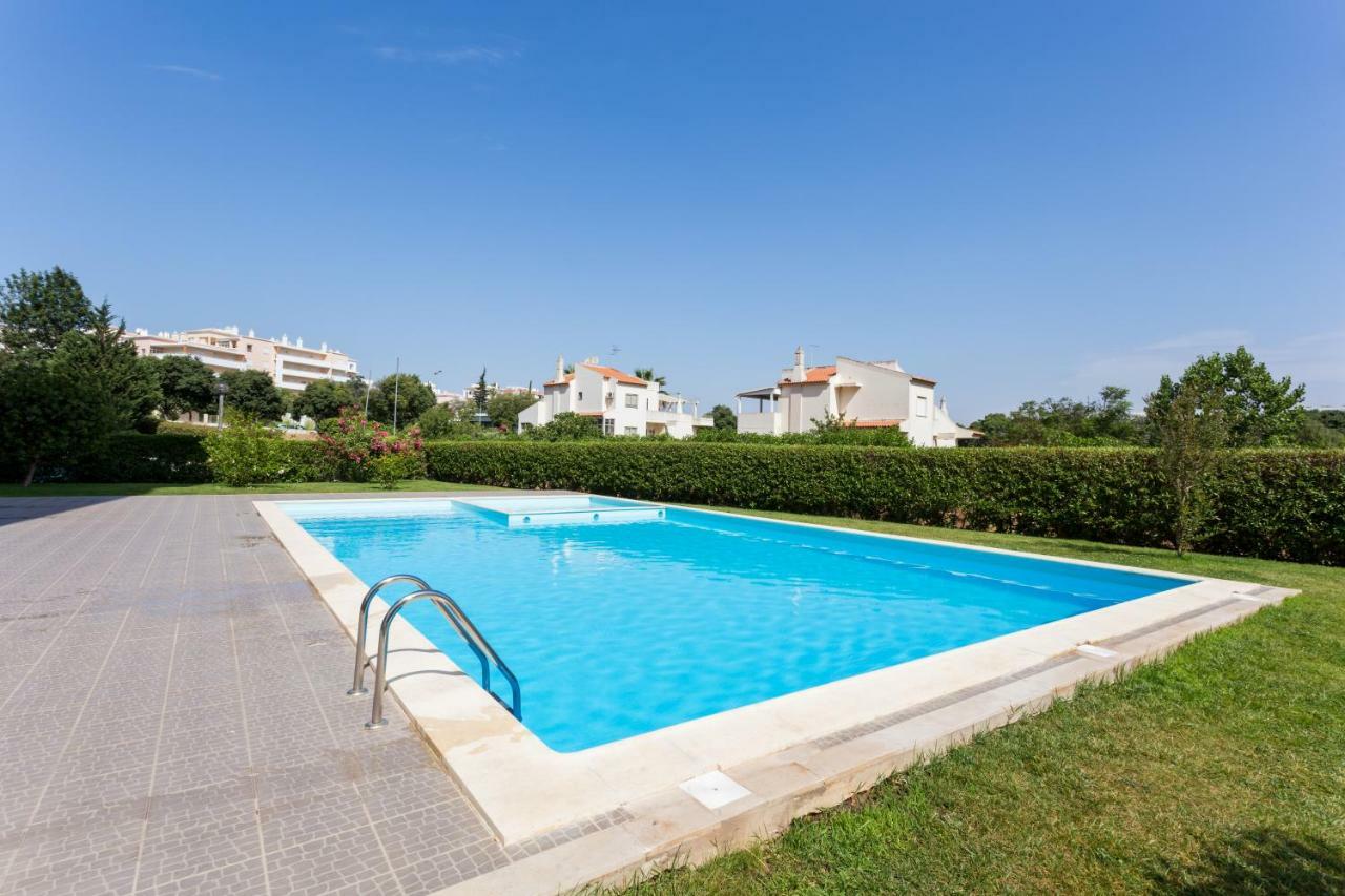 Edificio Sol Matos Apartment Portimao Exterior photo